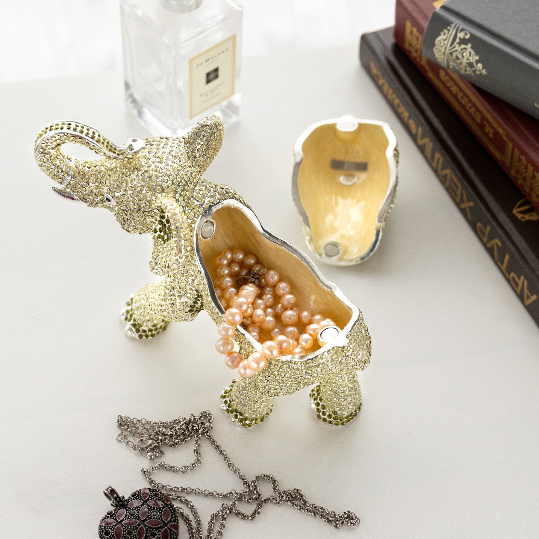 Decorative Figurines & Keepsake Boxes